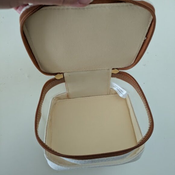 Cream and Brown Square Clear Vinyl Zippered Bag - Picture 5 of 6